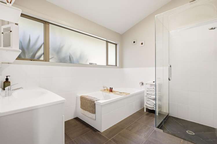 91 Hill View Drive Acacia Bay_23
