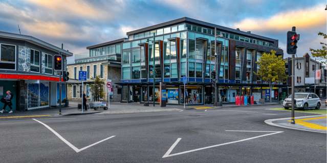 32 Rees Street Queenstown_1