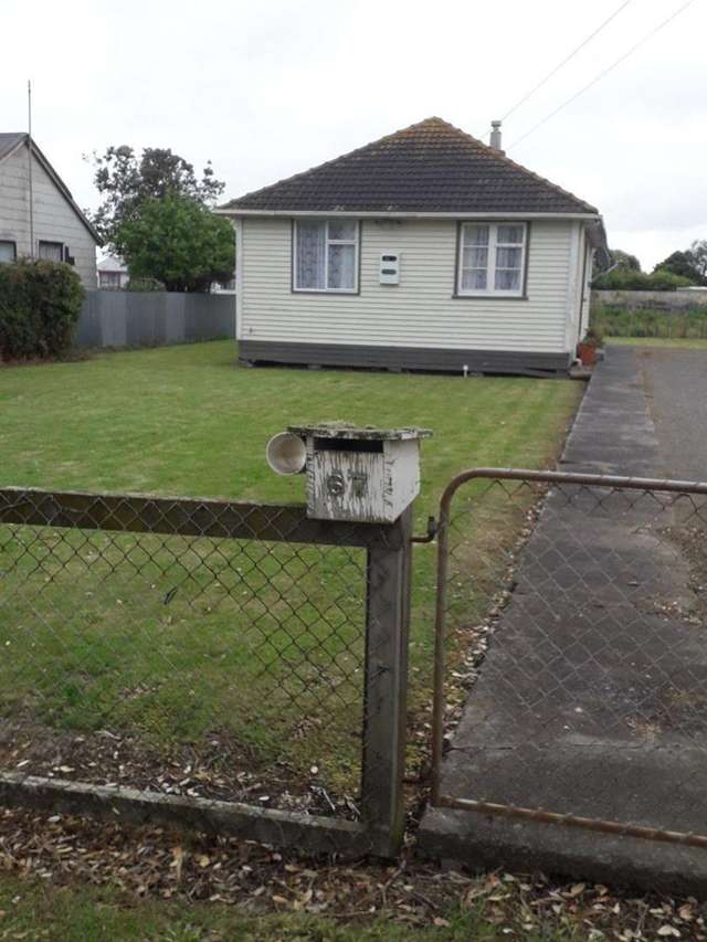 Lovely two bedroom home in Manaia