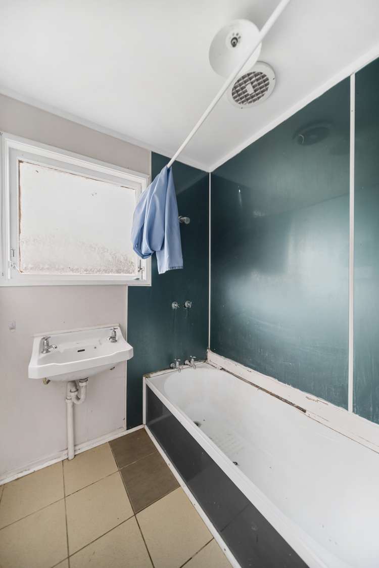 20 Gambare Place Wattle Downs_12