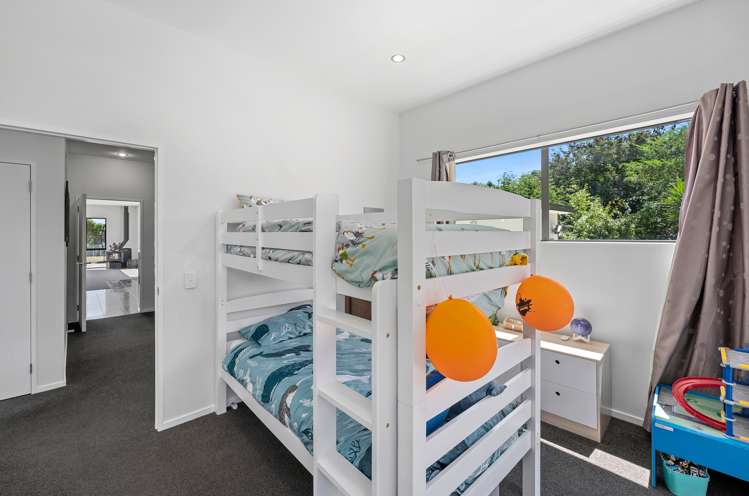 27 Raukawa Road Peka Peka_17