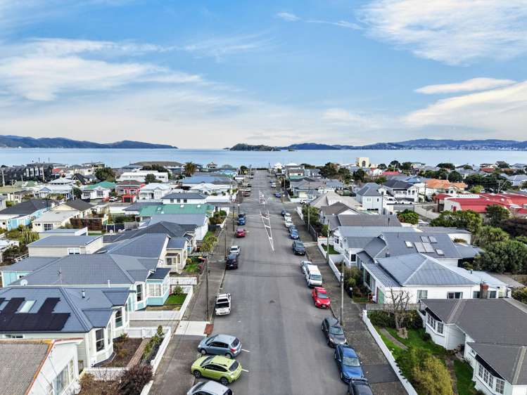 42 Bolton Street Petone_34