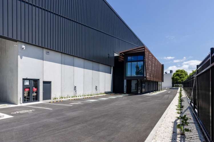 7-23 Cain Road Penrose_21