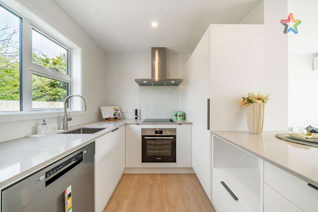 82 Main Road Wainuiomata_4