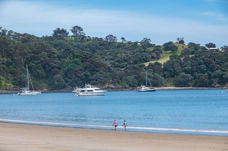 1 Quelch Road Onetangi_17