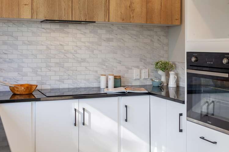 79 The Esplanade Raumati South_15