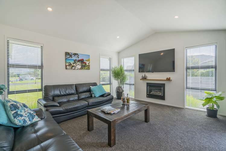 10 Topping Place Whitianga_12