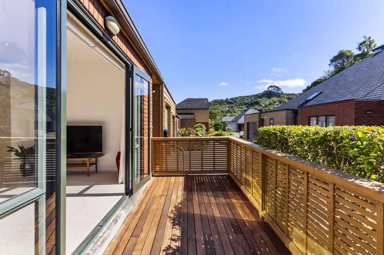 6 Futuna Close Karori_13