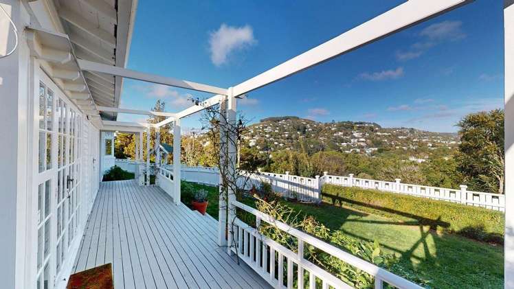 43 Trelissick Crescent 1318_17