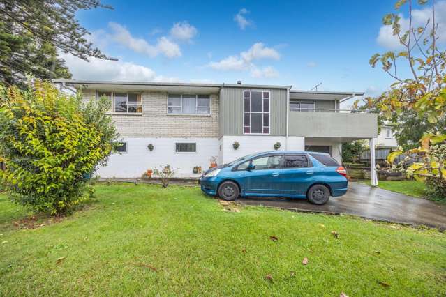 Family Living with Stunning Rural Views
