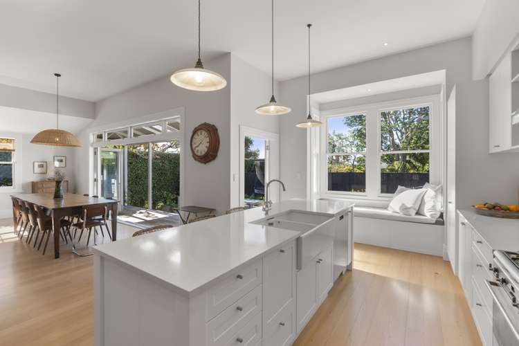 6 Summer Street Stanley Point_8