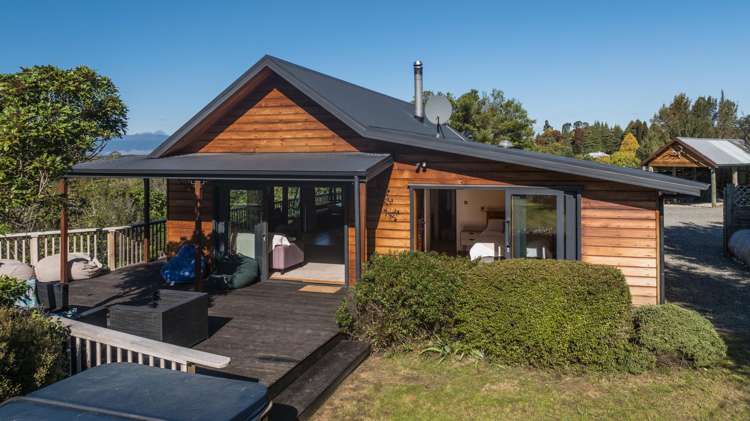 166B Seaton Valley Road_0