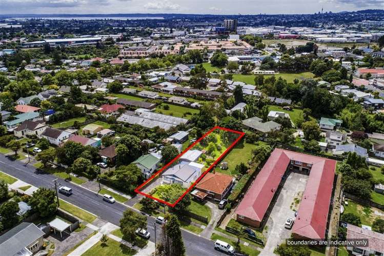 42 Gardner Avenue New Lynn_13