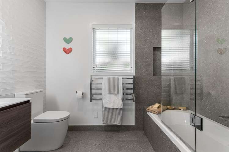 189 Upper Harbour Drive Greenhithe_21