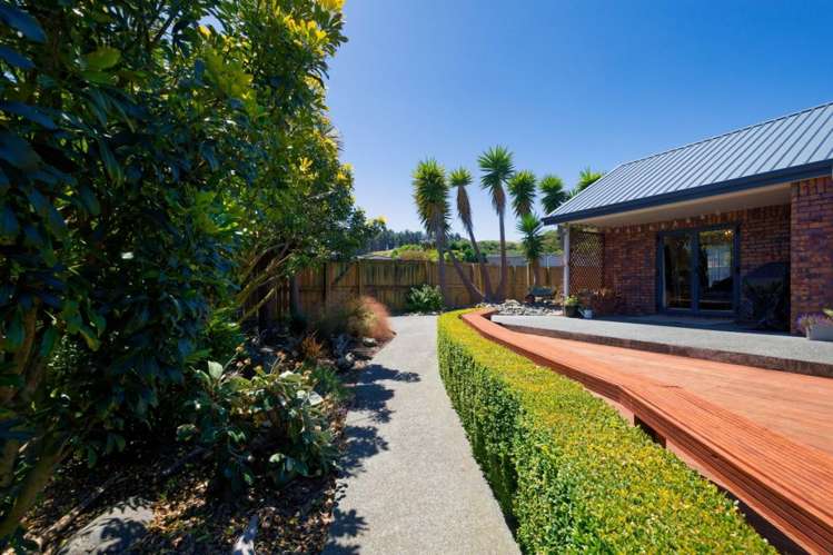 39 Kotuku Road South Bay_24