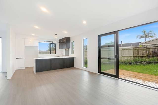 43d Fitzherbert Avenue West Harbour_3