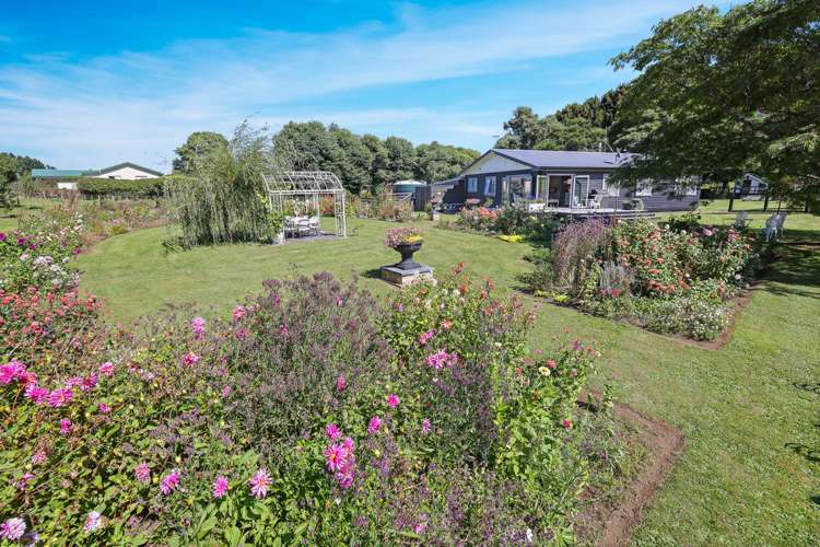 76 Te Tahi Road Puketotara_1