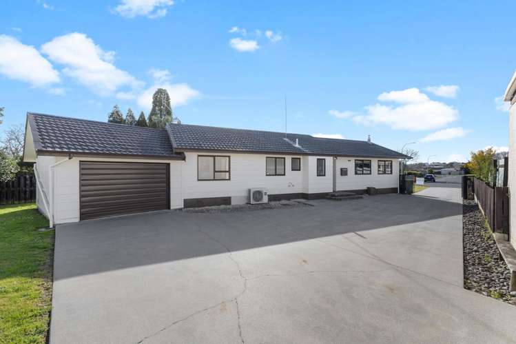 18 Knightsbridge Place Dinsdale_0