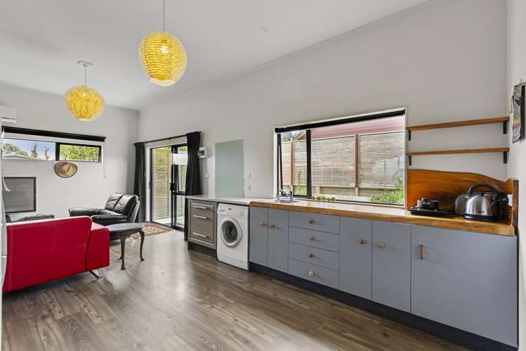 21 Opotoru Road Raglan_39