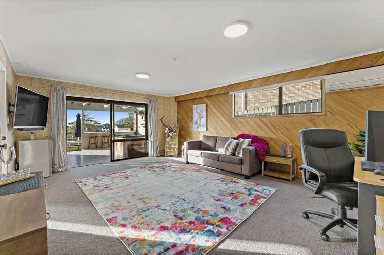 11 Rochas Place Clover Park_26