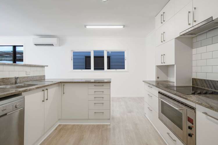 116 The Avenue Lucas Heights_8