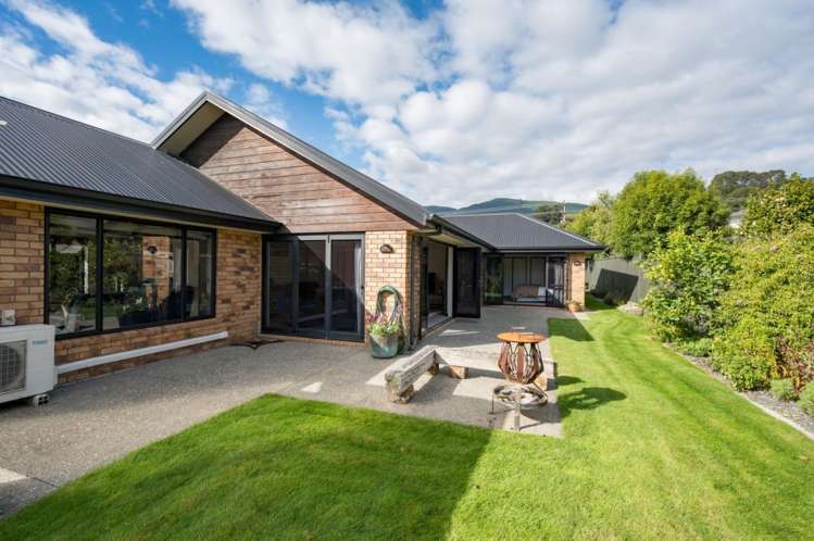 7 Kingsford Drive Stoke_2