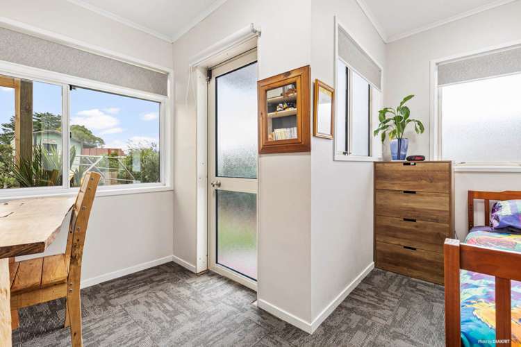 25 Ambler Avenue Glen Eden_17