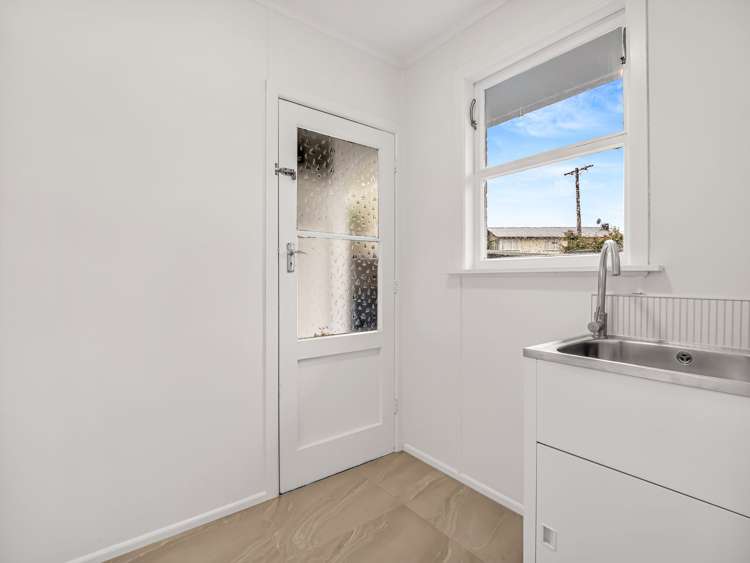 107 Bellevue Road Brookfield_15