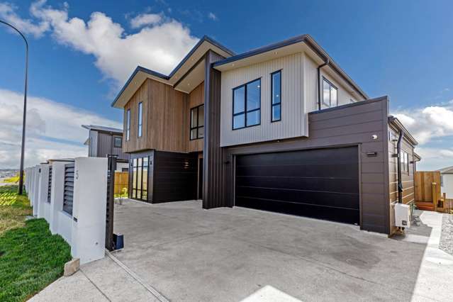 Three Master Bedrooms & Rangitoto Zone