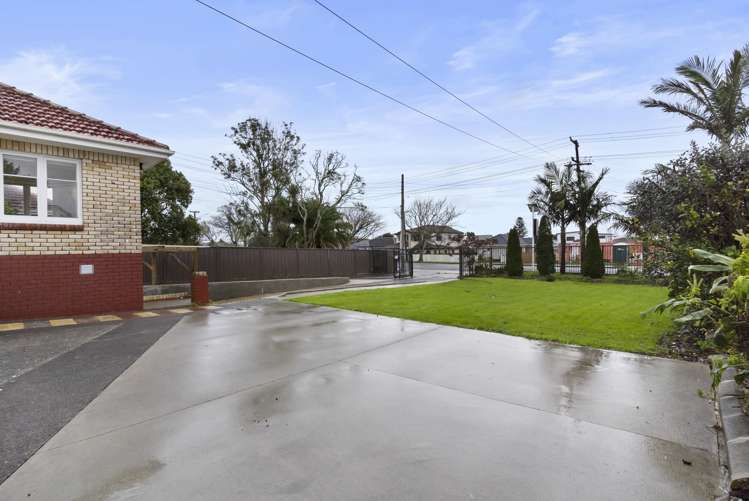 174 Portage Road Papatoetoe_11