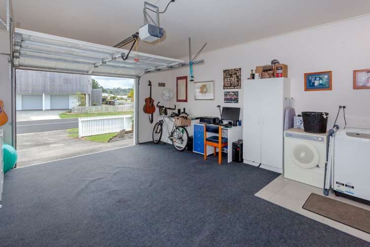 200 Mayfair Avenue Whangamata_23
