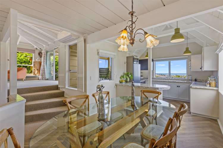 673 East Coast Road Browns Bay_27