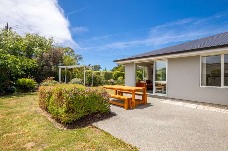 2 Les Wakefield Road Mapua_3