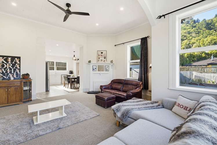 144 Waikawa Road Picton_11