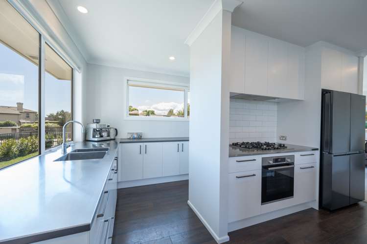 2 Hallmark Drive Hope_8