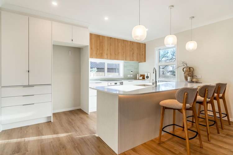 70b Heretaunga Square Silverstream_15