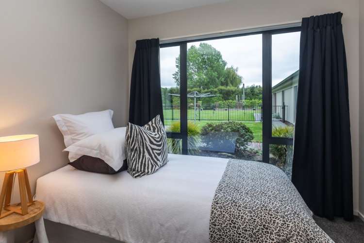 395 Marshland Road Marshland_35