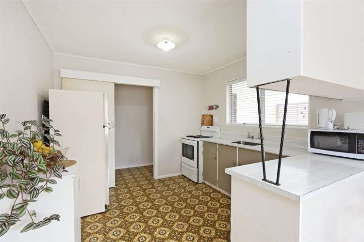 9 Stonehaven Street Flaxmere_10