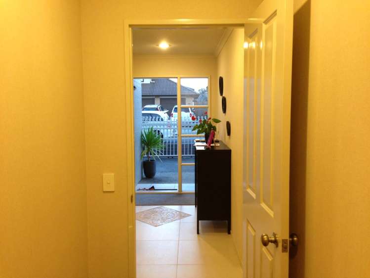 58 Salford Crescent Flat Bush_3