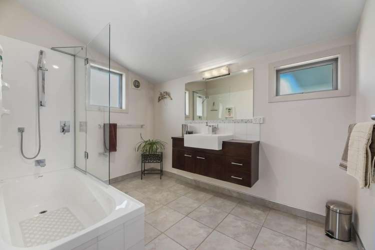 2 Brooklyn Drive Redwoodtown_16