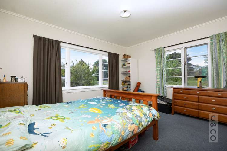 29 Cambridge Road Riverhead_11