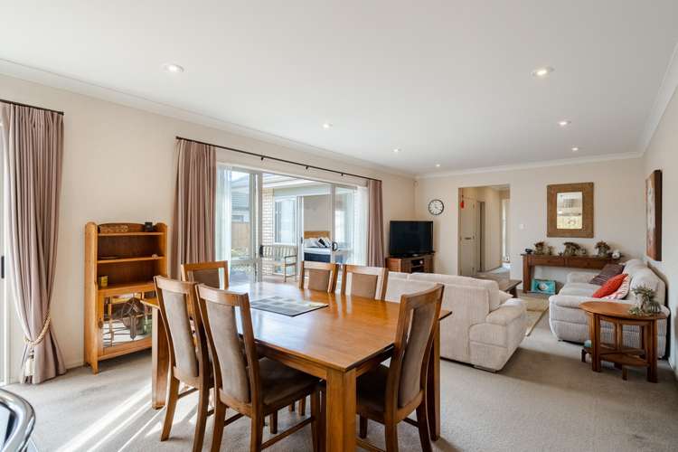 14 Aberdeen Crescent Wattle Downs_3