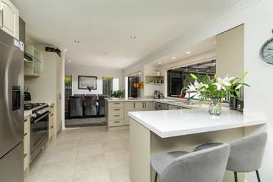 3 Admirals Court Drive_4