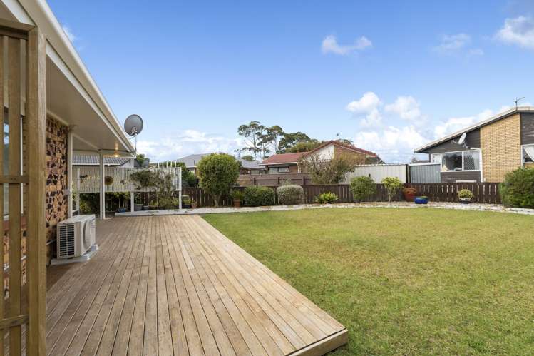 2/9 Annette Avenue Te Atatu South_22