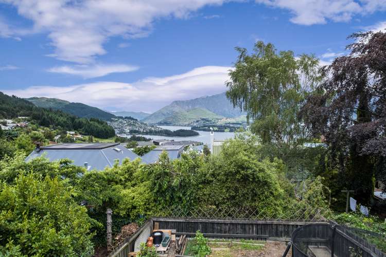 11a Avalon Crescent Fernhill/Sunshine Bay_10