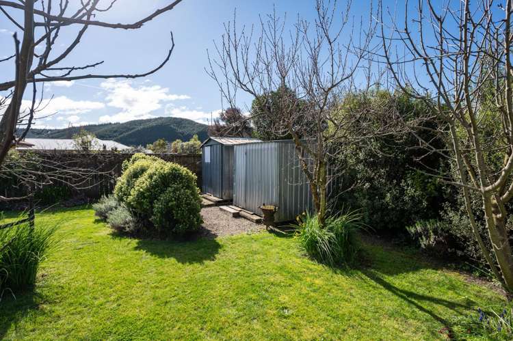 6 Whiting Drive Wakefield_23