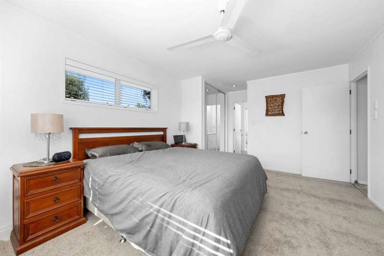 13 Carriage Close Northpark_11