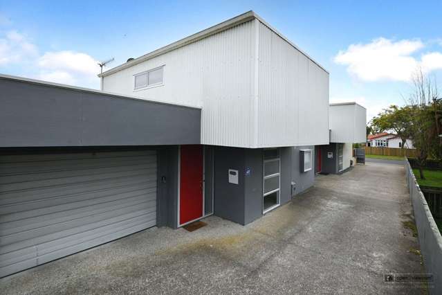 Fully Furnished Three Bedroom Home