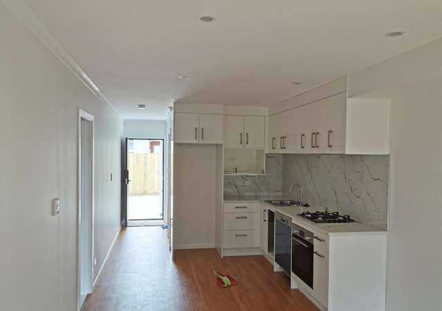 3/16 Inverness Avenue 1076_1