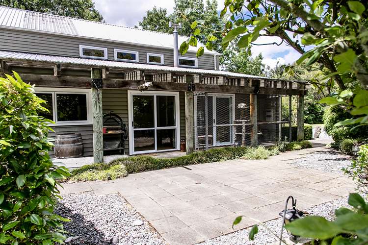 208 Mapara Road Acacia Bay_20